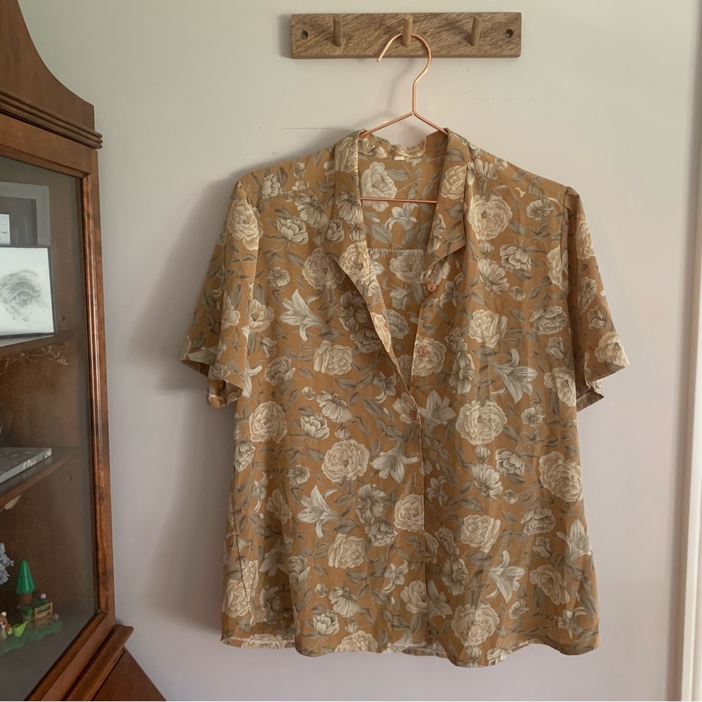 🍂3 for $25🍂 VTG Floral Blouse